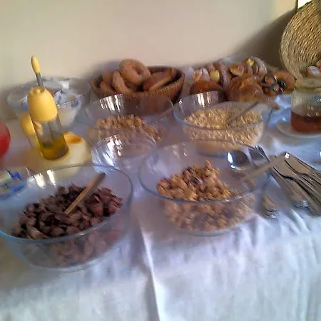 La Corte Frühstückspension 4*
